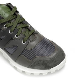 Sneakers Photo 5