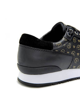 Sneakers Photo 5