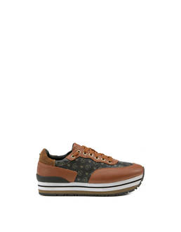 Sneakers Photo 1