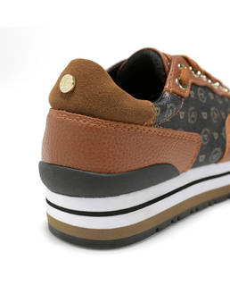 Sneakers Photo 4