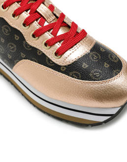 Sneakers Photo 4