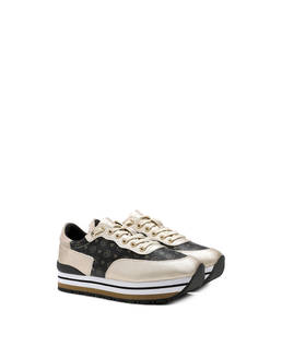 Sneakers Photo 2