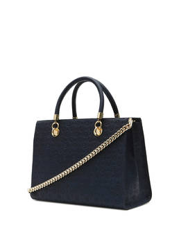 Shopping Photo 3