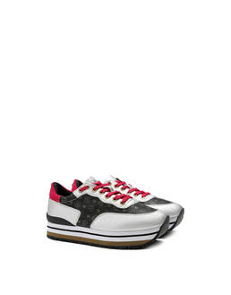 Sneakers Photo 2