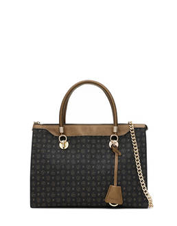 Shopping Photo 1