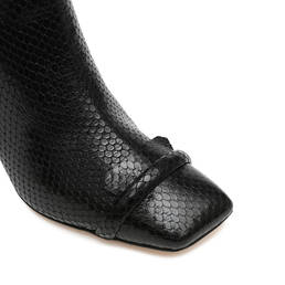 Boots Photo 4