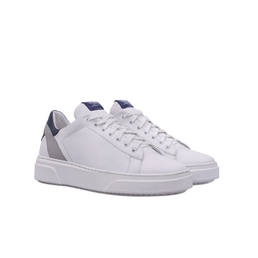 Sneakers Photo 2