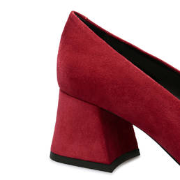 Pumps Photo 4