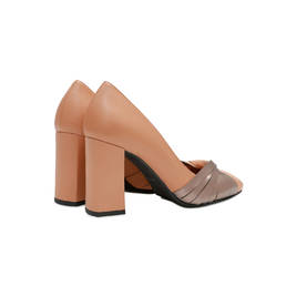 Pumps Photo 3