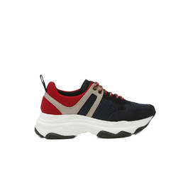 Sneakers Photo 1