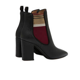 Ankle boots Photo 3