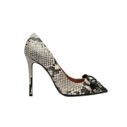 Pumps Photo 1