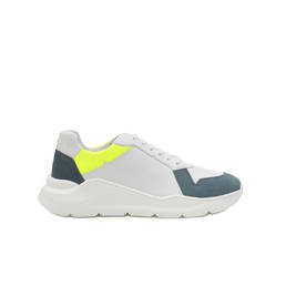 Sneakers Photo 1