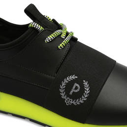 Sneakers Photo 4