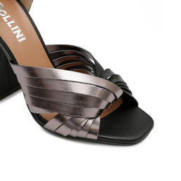 Sandals Photo 4
