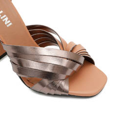 Sandals Photo 4