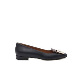 Ballerinas Photo 1