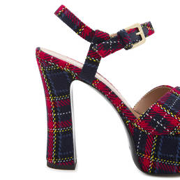 Sandals Photo 5