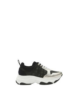 Sneakers Photo 1