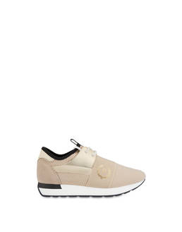 Sneakers Photo 1