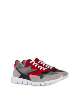 Sneakers Photo 2