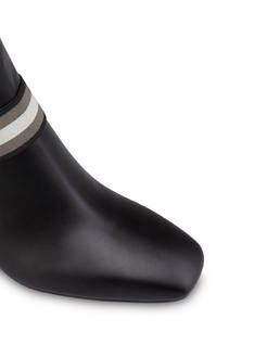 Mountain Horse Riding calfskin ankle boots Photo 4