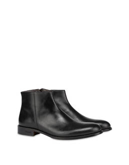 Classic Leather calfskin ankle boots with zipper Photo 2