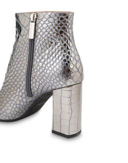 Sloane Square croc print laminated ankle boots Photo 5