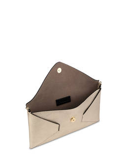 Mail clutchbag in laminated tumbled calfskin Photo 4