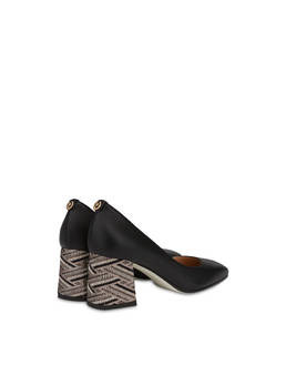 Palmes tumbled calfskin pump Photo 3