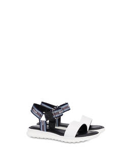 Trek By The Sea calfskin flat sandals Photo 2