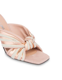 Mules in nappa laminata e camoscio con tacco Garden Party Photo 4