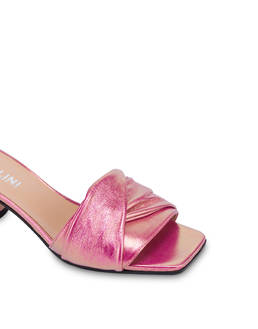 Soft Spring iridescent nappa leather mules Photo 4
