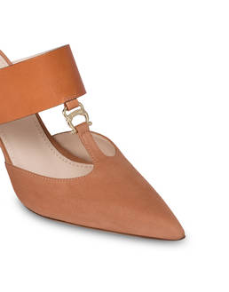 Embrace calfskin and nubuck mules Photo 4