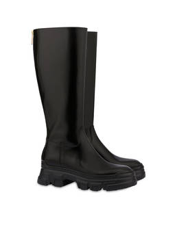 Unexpected Color abrasive calfskin boot Photo 2