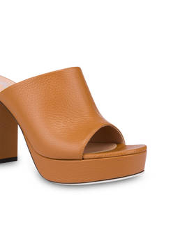 Seventies high-heeled mules Photo 4