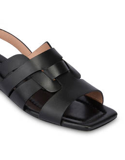 Cage cowhide flat sandals Photo 4