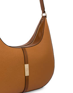 Hobo bag in vitello Essence Photo 5