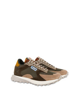 SNEAKER Photo 2