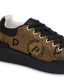 Sneakers Heritage Christmas Capsule Photo 4