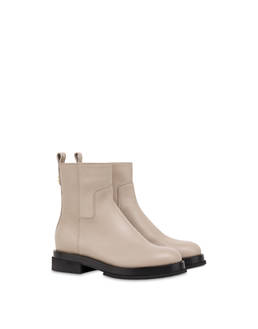Code calfskin ankle boots Photo 2