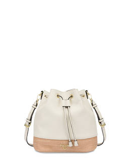 Wandering bucket bag Photo 1