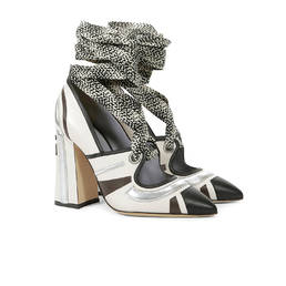 Pumps Photo 1
