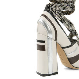 Pumps Photo 5
