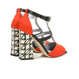 Sandals Photo 3
