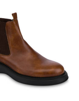 James Chelsea Boot in Calfskin Photo 5