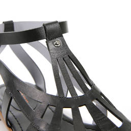 Sandals Photo 4