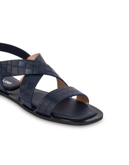 Igea Sandal in Calfskin Photo 4