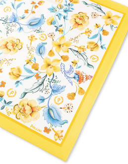 Foulard In Seta Con Stampa floreale su fondo bianco Photo 3