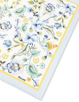 Foulard In Seta Con Stampa floreale su fondo bianco Photo 3